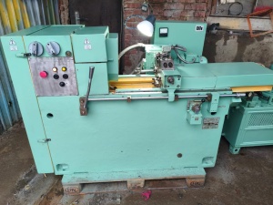 Осуществляем продажу резьбонарезного станка 5993