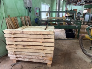 Линия пиления мелкотоварной древесины