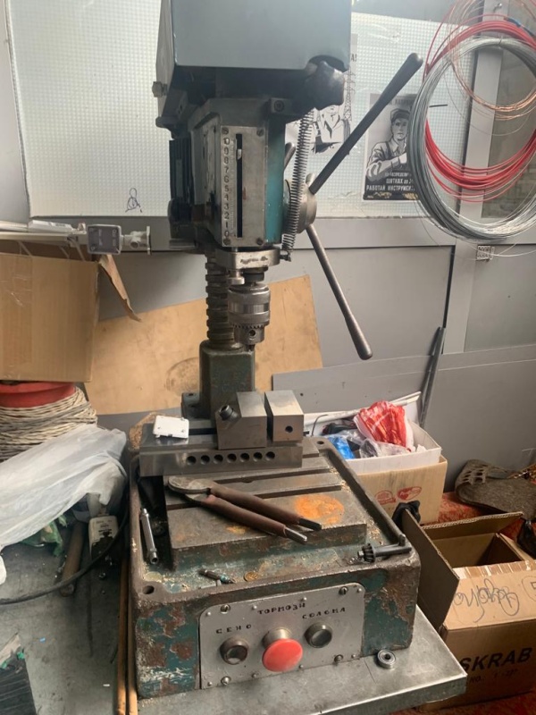 настольно-сверлильный станок 2М112 в рабочем состоянии, 1981 года выпуска