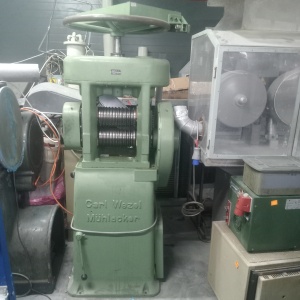 Продаём вальцы ювелирные модели Car DW250