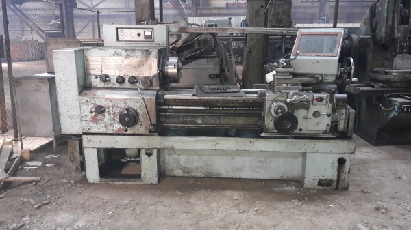 Токарный станок 1К62Д