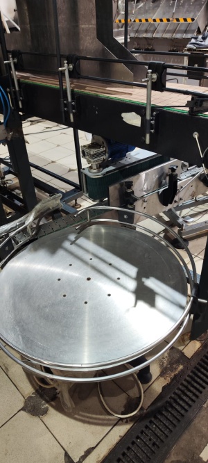 Круглый накопительный стол НС-1 Нержавеющая сталь AISI 304 | Диаметр 600 мм | Привод 380 В | Регулировка оборотов