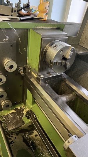 Токарно-винторезный станок Schaublin 150