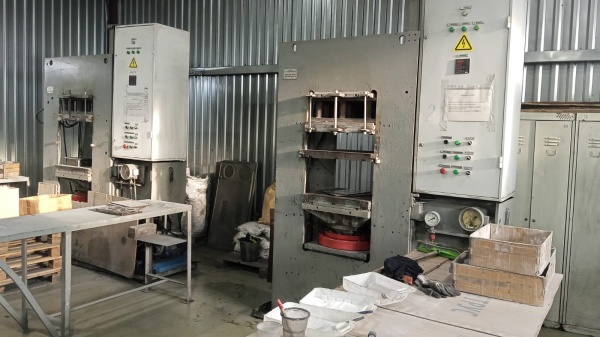 Предлагаем к продаже пресс вулканизационный 250-600 2Э