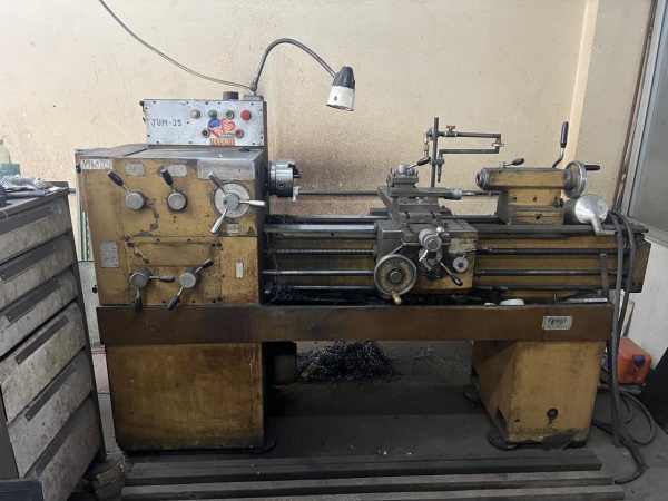 Токарно-винторезный TUM 35