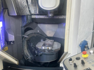 5-осевой обрабатывающий центр с ЧПУ DMG DMU 40 EVo