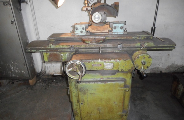 Заточный станок модели 3А64