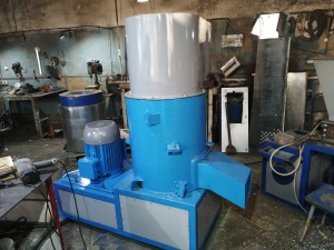 Дробилка для пластика (пластмасс) дру-600