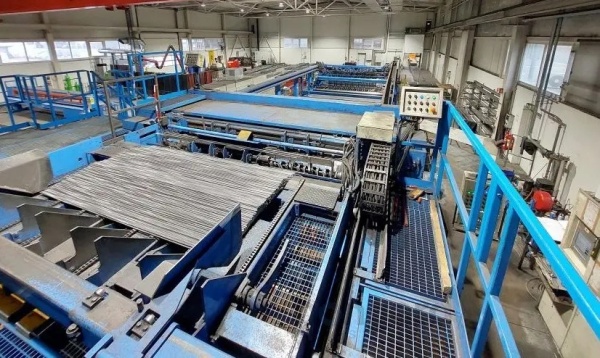 Многоэлектродная установка для сварки решёток Производитель EVG тип QC 7/126-RV/PV 14001