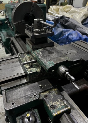 Станок универсальный токарно-винторезный 163