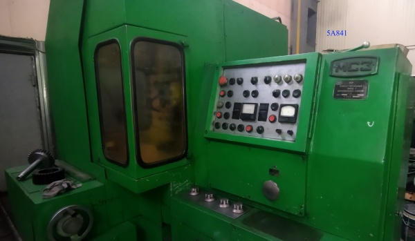 Осуществляем продажу зубошлифовального полуавтомата 5А841