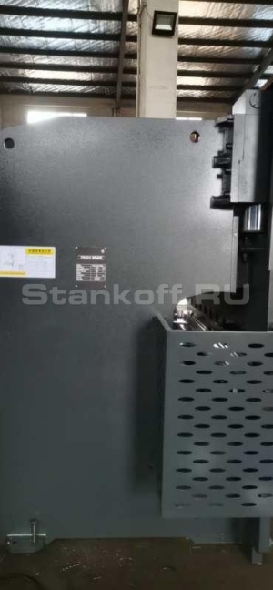 Гидравлический листогибочный пресс HPB-K 160/3200