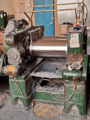 Продаём вальцы подогревательные для резины ПД-630 (резиносмесительные вальцы)