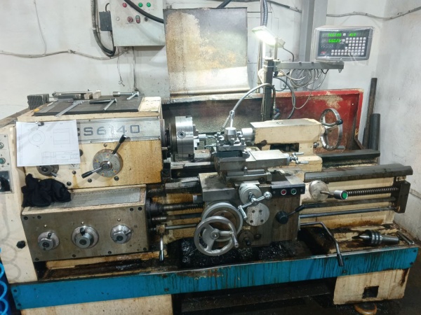 Предлагаем к продаже токарный станок CS6140 (Тайвань, аналог 16К20)