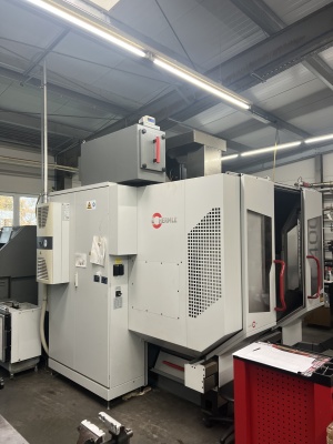 5-осевой вертикальный обрабатывающий центр HERMLE C 400 U