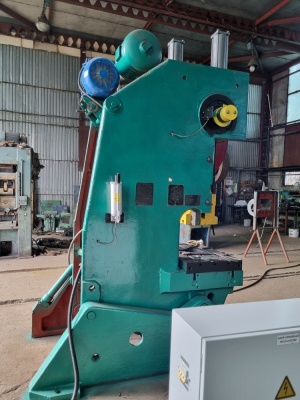 пресс кривошиный КЕ2330 100 т/с