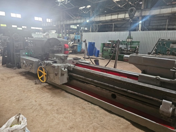 Токарно-винторезный 1А64 РМЦ 2800