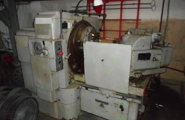 Зуборезный станок 525