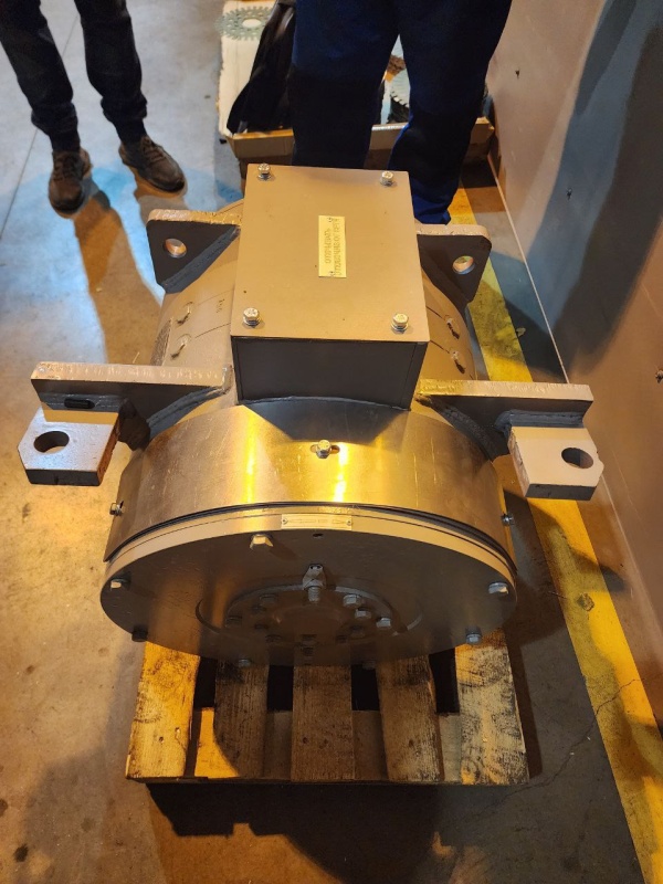 Электродвигатель ДТН 45/27 (45 кВт)