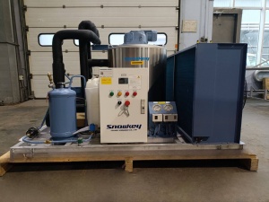 Льдогенератор чешуйчатого льда F30API Snowkey 3 т/сутки, НОВЫЙ