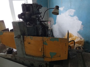 Зубошлифовальный станок 5831