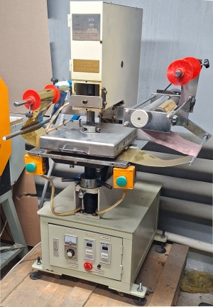 Пресс для тиснения фольгой Vektor WT 3-19 пневматический