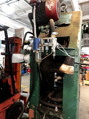 Кривошипный пресс кд2126