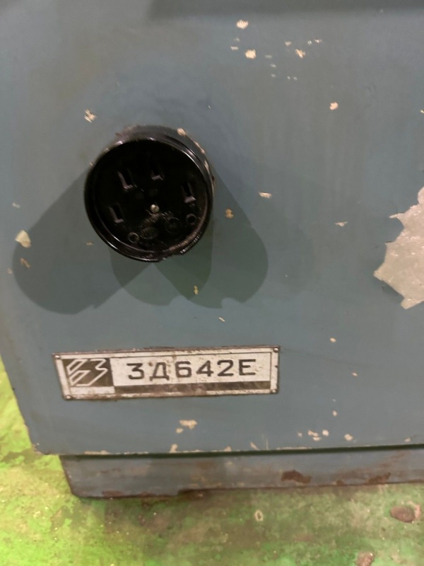 Универсальный заточной станок 3д642е