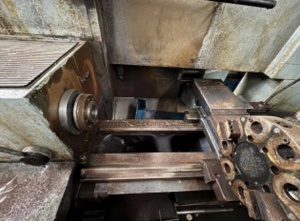 Токарный станок с ЧПУ 16К20Ф3