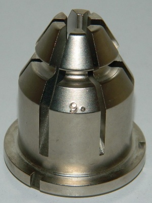 Цанговый патрон массивный 9/13 мм конус под СОЖ для фрезерного станка