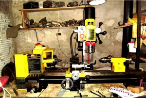 Хоббийный балконный токарно-фрейзерный станок