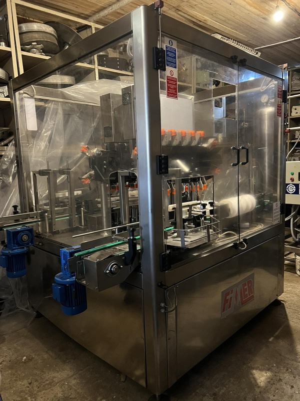 Линия розлива в стекло и ПЭТ (оборудование)