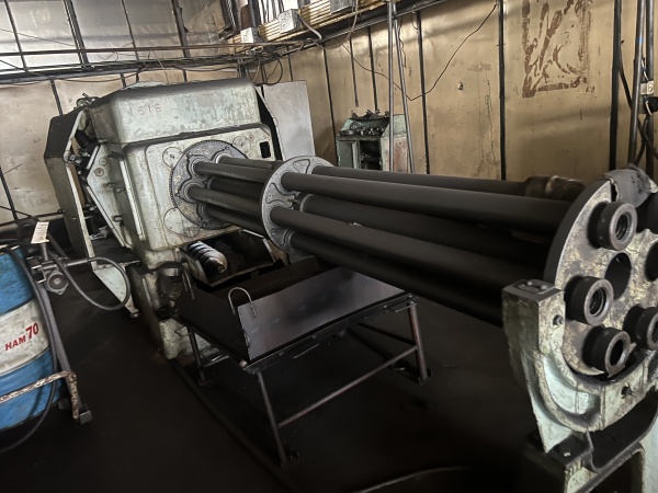 токарный шестишпиндельный автомат 1А240П