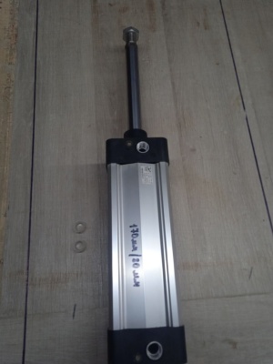 Пневмоцилиндр Pneumax 1383.80.170.01