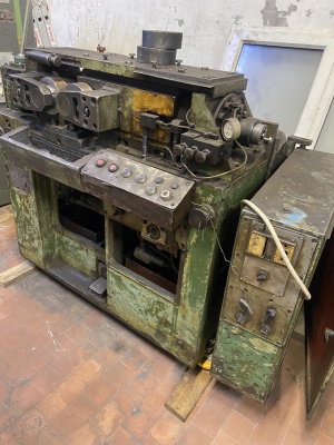 А9518 резьбонакатной станок