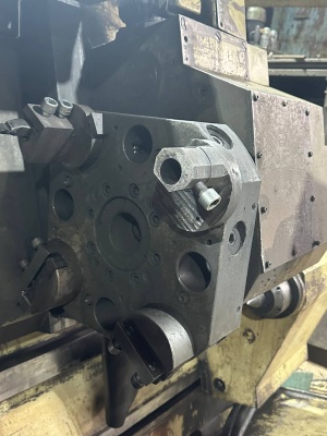 Станок токарный c наклонной станиной DFS400 с ЧПУ NC201