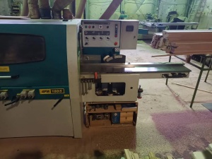 4-ех сторонний фрезерный станок