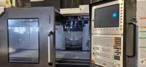 Обрабатывающий центр с ЧПУ DOOSAN VM 960L