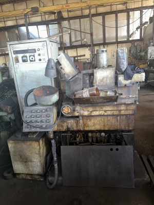 бесцентрошлифовальный станок 3Е180В