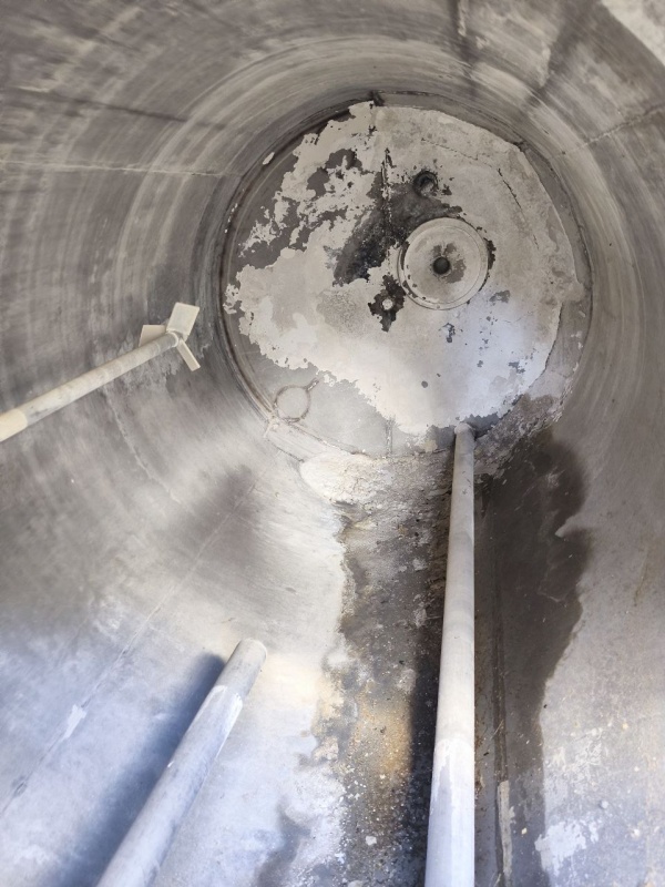 Емкость-термос 2 м³ (нерж.) с мешалкой