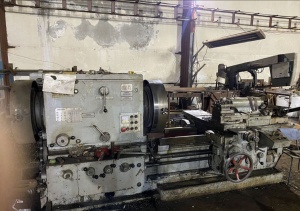 Станок токарно-винторезный для труб 1А983