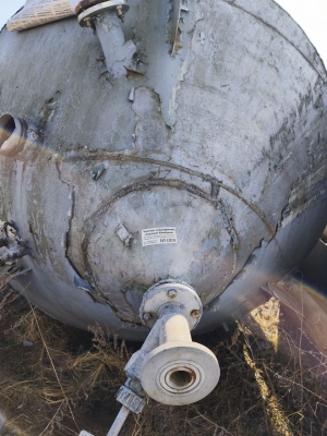 ёмкость с конусным дном и подогревателем объёмом 10 кубометров инв.9