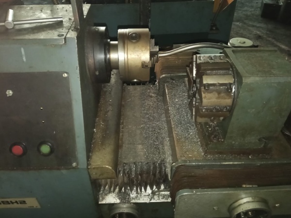 токарный патронный станок ТПК 125ВН2