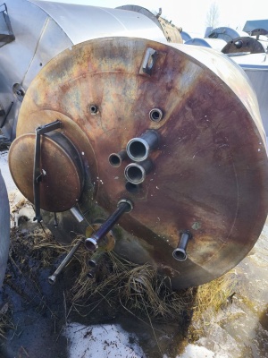 емкость-термос из нержавеющей стали объём 4000 литров