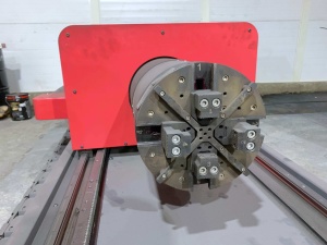 Оптоволоконная лазерная установка с модулем для обработки труб KMT 3015 LX-3000W