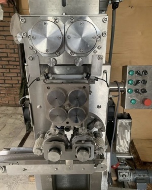 Аппарат для производства пельменей и вареников