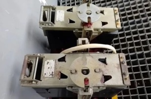 Автоматический выключатель А3716 УЗ 100 А