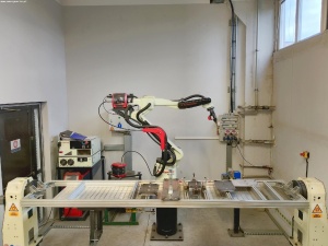 Роботизированная сварочная станция KAWASAKI BA006L