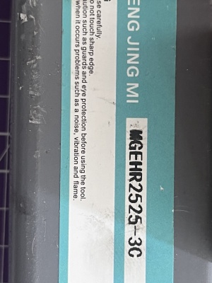 Резец отрезной канавочный MGER2525-3C (+ ПАЧКА ПЛАСТИН SANDVIK - 10 пластин, толщ 3мм)