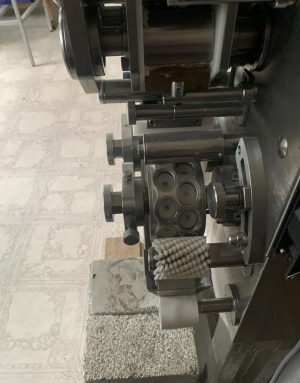 Аппарат для производства пельменей и вареников